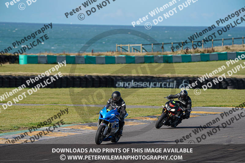 anglesey no limits trackday;anglesey photographs;anglesey trackday photographs;enduro digital images;event digital images;eventdigitalimages;no limits trackdays;peter wileman photography;racing digital images;trac mon;trackday digital images;trackday photos;ty croes